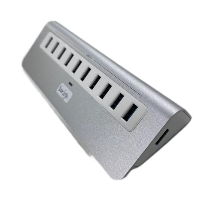 10/5Gbps'e kadar veri aktarım hızı CE sertifikalı USB-C bağlantı merkezi